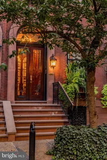 $2,899,000 | 2013 Delancey Place, Philadelphia, PA 19103