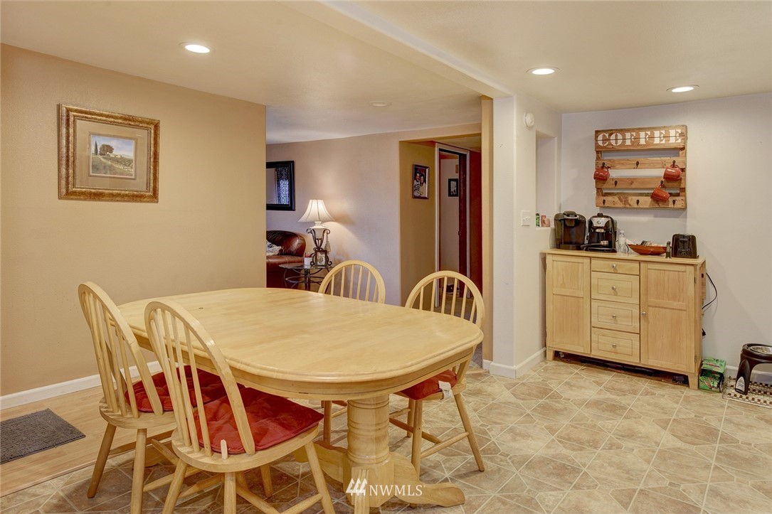 6020 Sidney Road Southwest Port Orchard, WA 98367 - Photo 14 of 22 Gallery Image 14