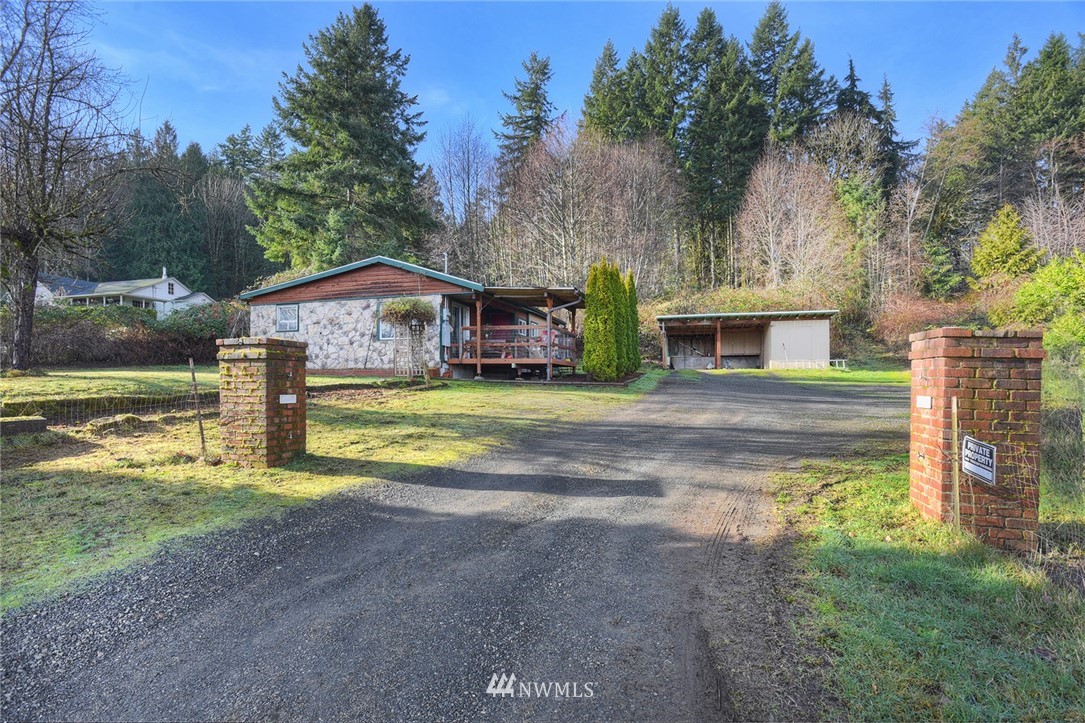6020 Sidney Road Southwest Port Orchard, WA 98367 - Photo 4 of 22 Gallery Image 4