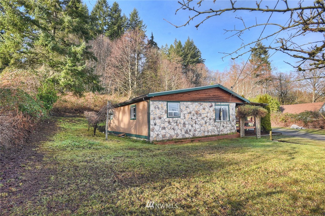 6020 Sidney Road Southwest Port Orchard, WA 98367 - Photo 6 of 22 Gallery Image 6