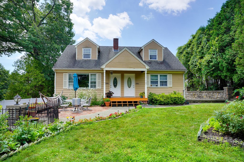 200 Sterling Road Lancaster, MA 01523 - Photo 1 of 36 Gallery Image 1