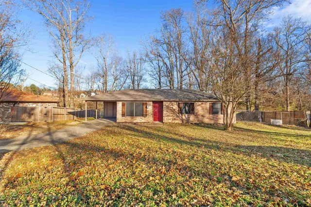 $164,900 | 1106 Brad Circle, Lindale, TX 75771