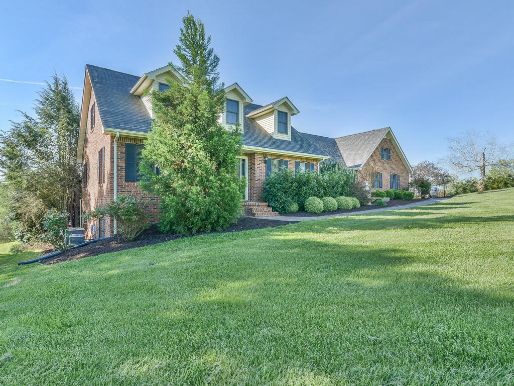 642 Boones Station Road Gray, TN 37615 - Photo 3 of 44 642 Boone front left