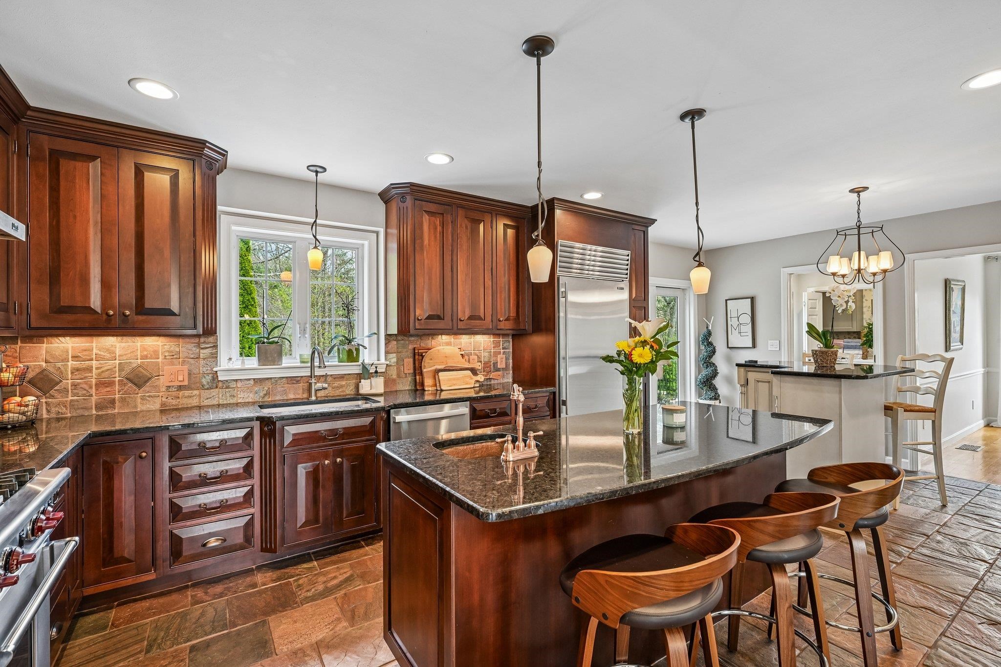 11 Longmeadow Road Windham, NH 03087 - Photo 5 of 60