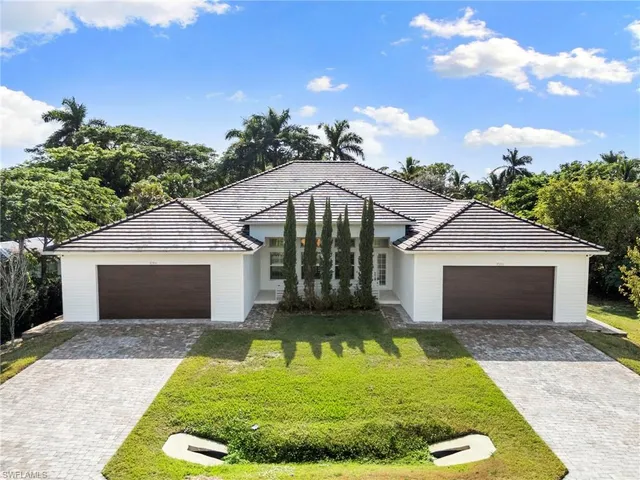 $2,680,000 | 1086 Michigan Avenue, Naples, FL 34103
