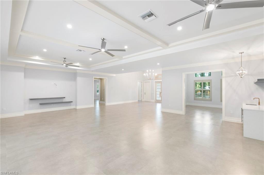 1086 Michigan Avenue Naples, FL 34103 - Photo 13 of 42