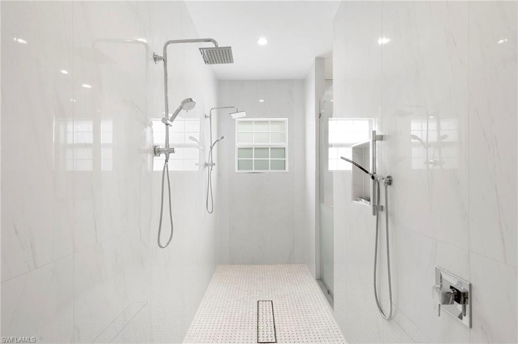 1086 Michigan Avenue Naples, FL 34103 - Photo 22 of 42