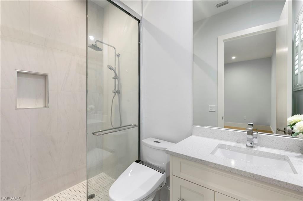 1086 Michigan Avenue Naples, FL 34103 - Photo 29 of 42