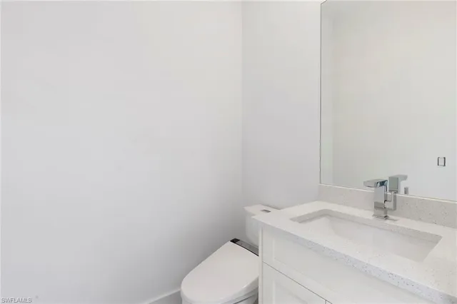 $2,680,000 | 1086 Michigan Avenue, Naples, FL 34103