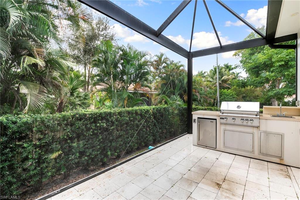 1086 Michigan Avenue Naples, FL 34103 - Photo 39 of 42