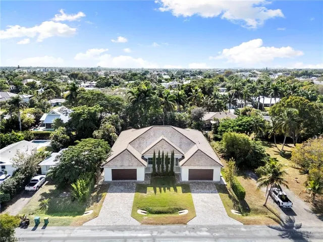 $2,680,000 | 1086 Michigan Avenue, Naples, FL 34103