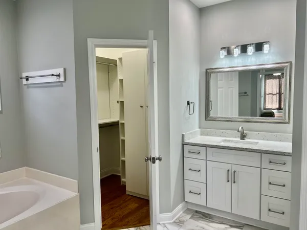 $3,350 | 1155 River Oak View Drive, Memphis, TN 38120