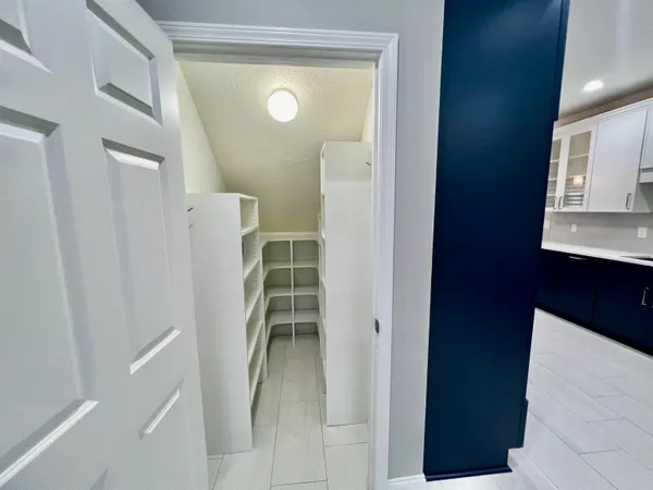 $3,350 | 1155 River Oak View Drive, Memphis, TN 38120