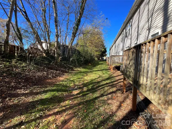 $1,150 | 1520 North Main Avenue, Unit 17, Newton, NC 28658