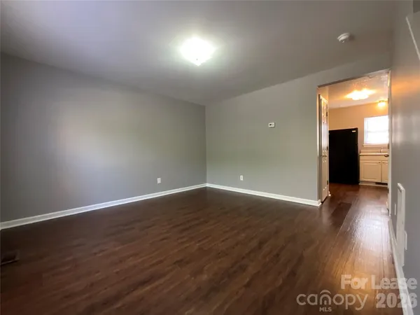 $1,150 | 1520 North Main Avenue, Unit 17, Newton, NC 28658