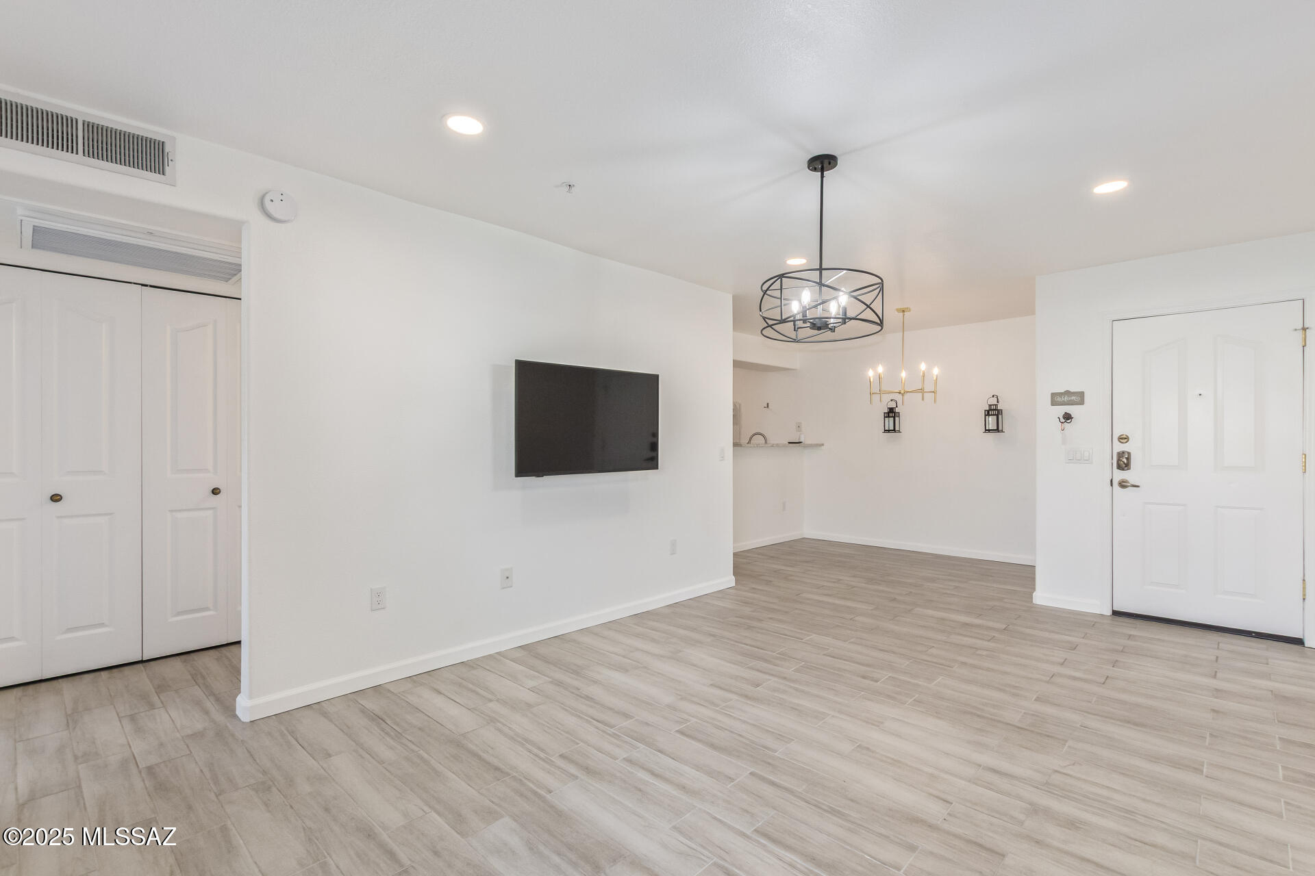 5751 North Kolb Road, Unit 21102 Tucson, AZ 85750 - Photo 3 of 22