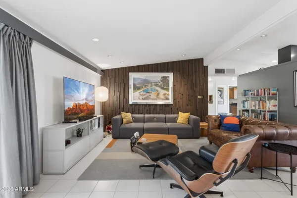 $899,900 | 1318 West Glenn Drive, Phoenix, AZ 85021