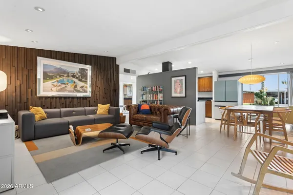 $899,900 | 1318 West Glenn Drive, Phoenix, AZ 85021