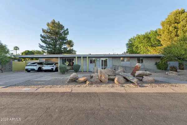 $899,900 | 1318 West Glenn Drive, Phoenix, AZ 85021