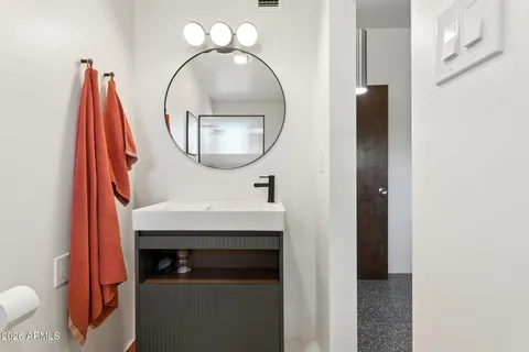 $899,900 | 1318 West Glenn Drive, Phoenix, AZ 85021