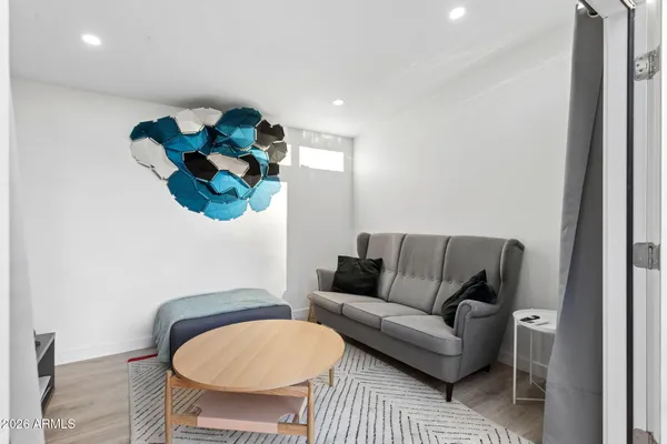 $899,900 | 1318 West Glenn Drive, Phoenix, AZ 85021