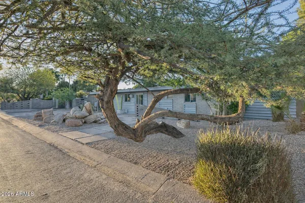 $899,900 | 1318 West Glenn Drive, Phoenix, AZ 85021