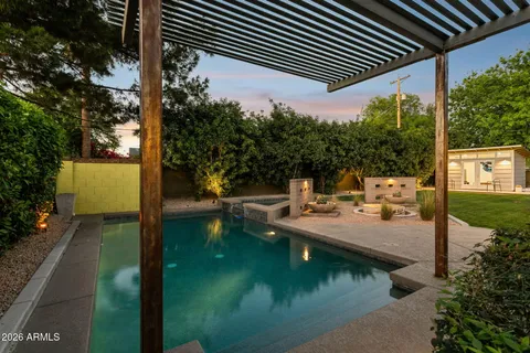 $899,900 | 1318 West Glenn Drive, Phoenix, AZ 85021