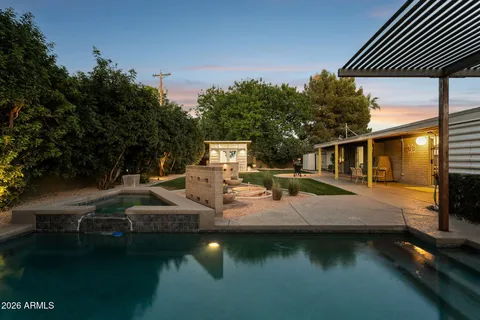 $899,900 | 1318 West Glenn Drive, Phoenix, AZ 85021