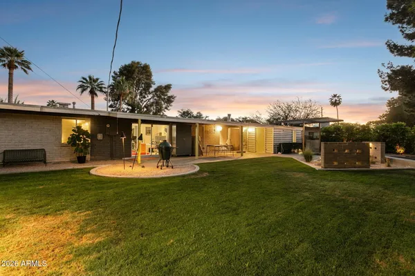 $899,900 | 1318 West Glenn Drive, Phoenix, AZ 85021