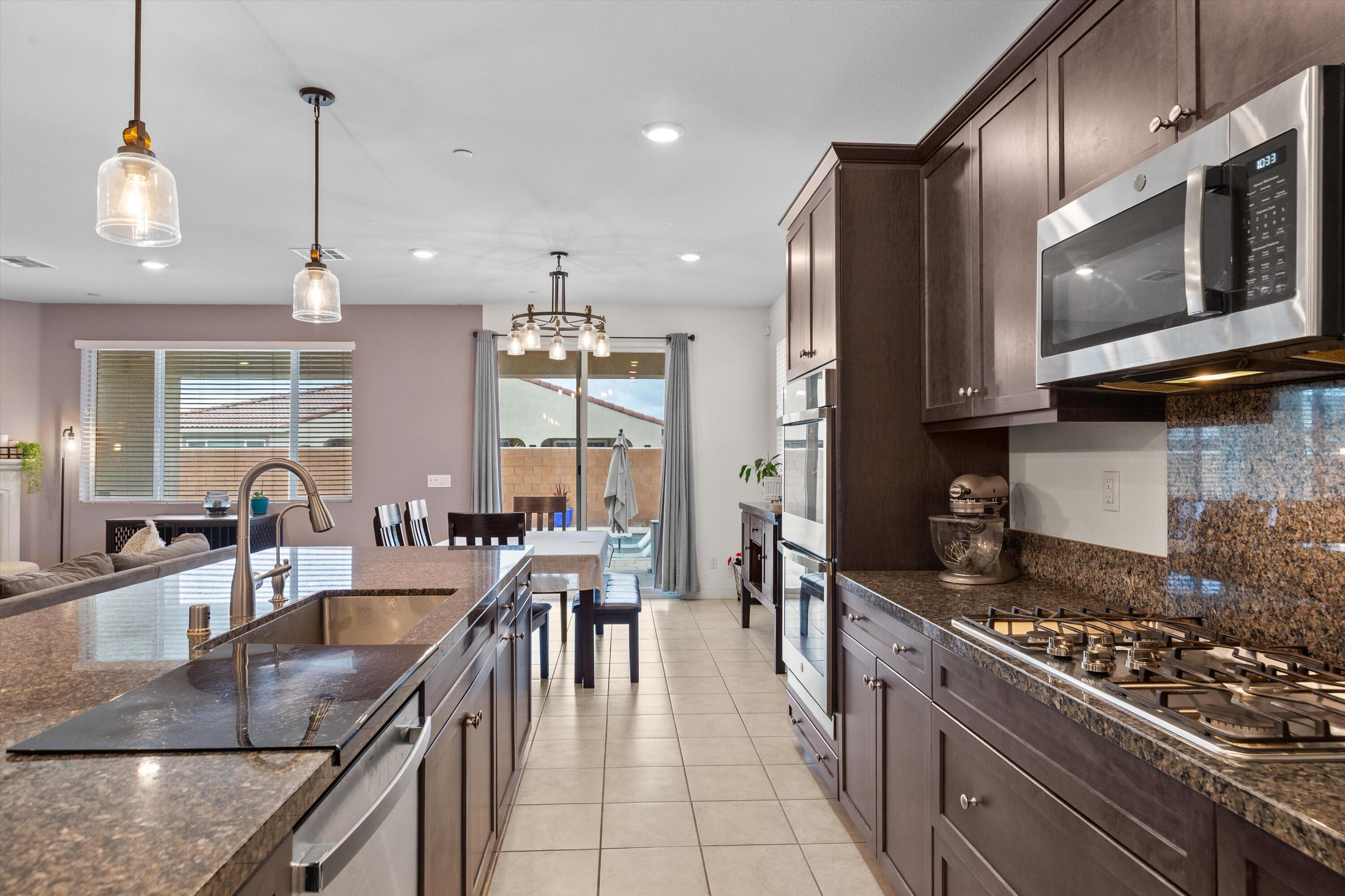 82161 Modena Road Indio, CA 92203 - Photo 8 of 31 08-IMG_7422