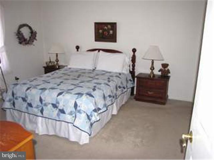 9 South Park Road Tabernacle, NJ 08088 - Photo 9 of 17 Bedroom - Main