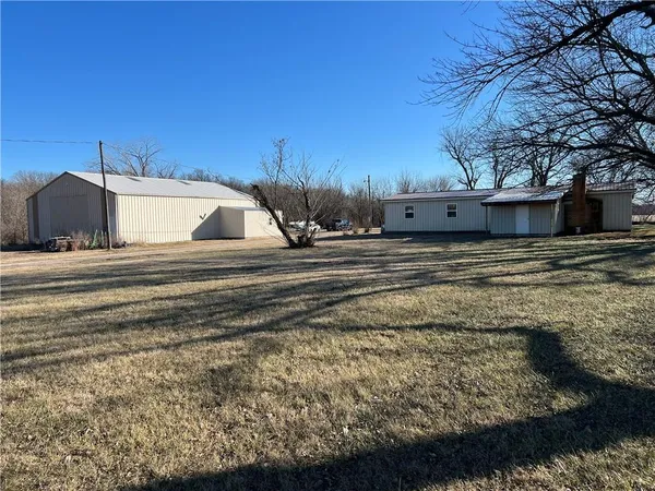 $234,000 | 22255 170th Road, Walnut, KS 66780