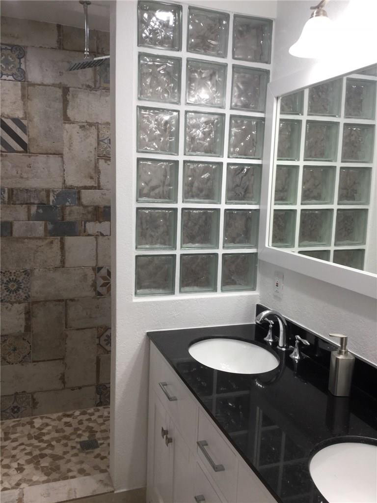 92 Andros Road Palm Springs, FL 33461 - Photo 2 of 10 Photo 2