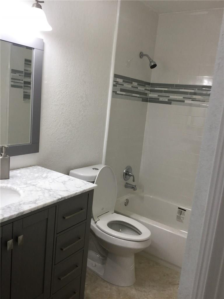 92 Andros Road Palm Springs, FL 33461 - Photo 5 of 10 Photo 5