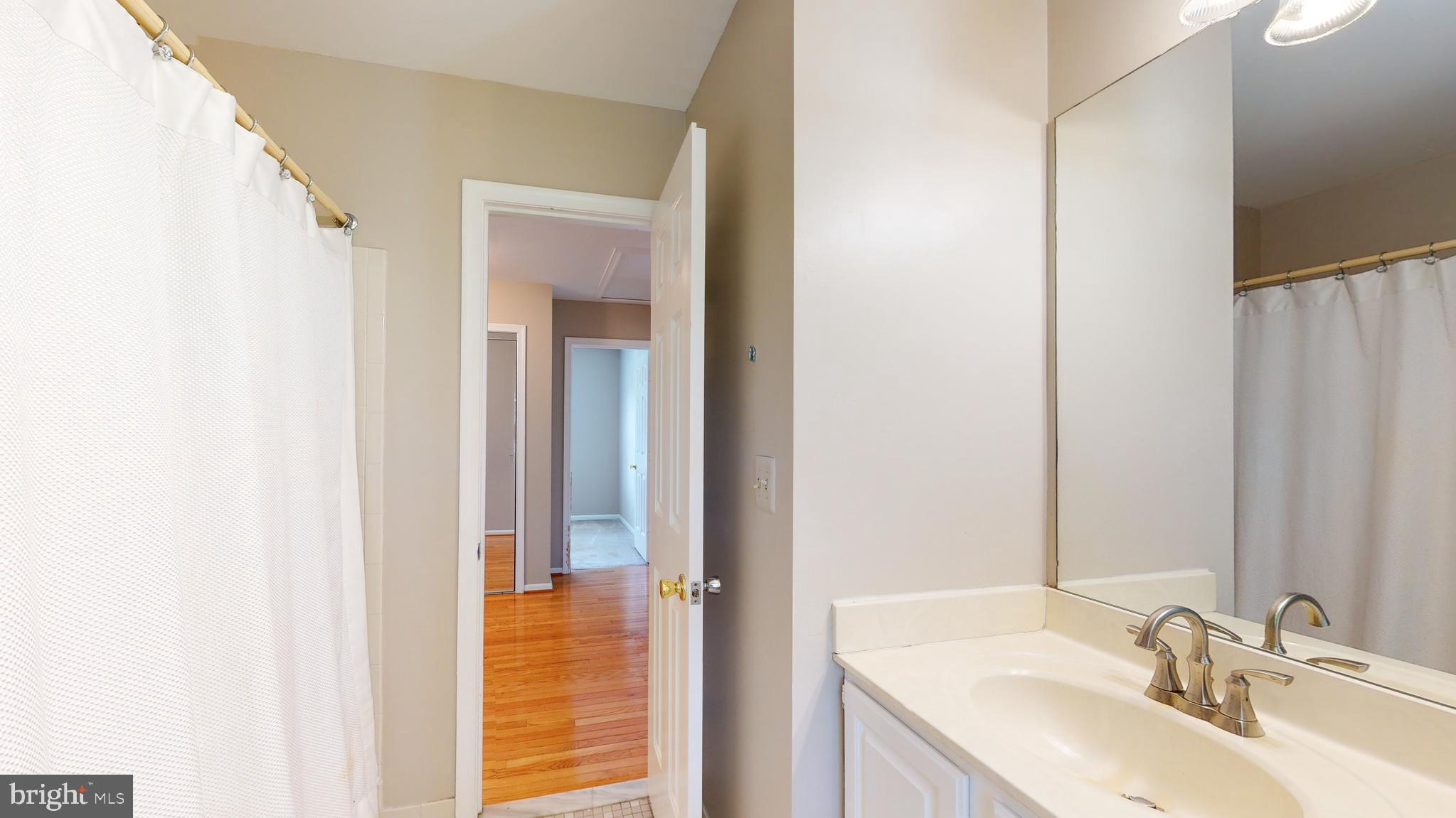 2825 Gunarette Way Silver Spring, MD 20906 - Photo 34 of 75 Gallery Image 34