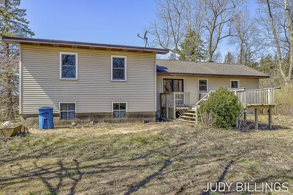 $369,000 | 1501 68th Street, Fennville, MI 49408