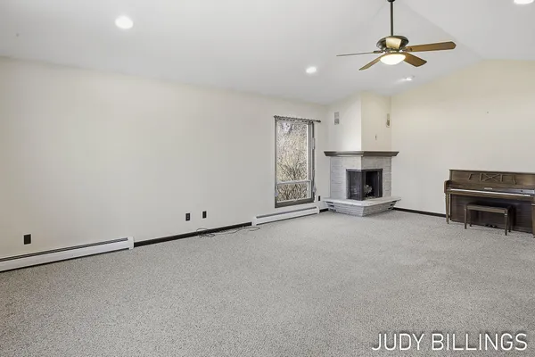 $369,000 | 1501 68th Street, Fennville, MI 49408
