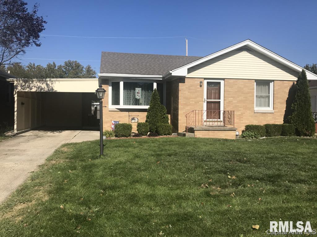 49 Rosaria Road Springfield, IL 62702 - Photo 1 of 18