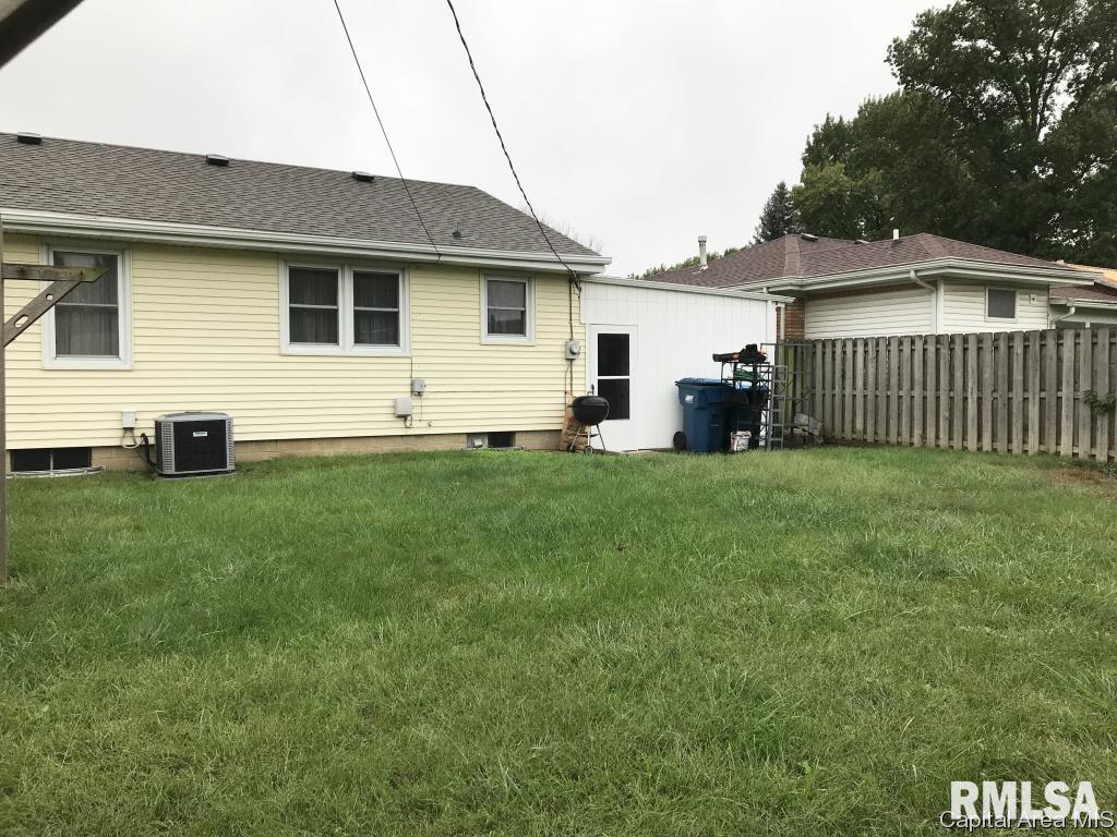 49 Rosaria Road Springfield, IL 62702 - Photo 17 of 18