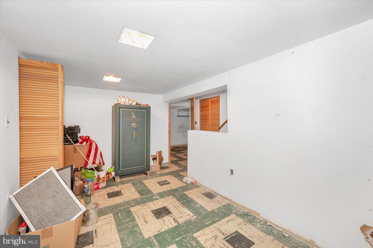 9813 Braddock Road Silver Spring, MD 20903 - Photo 32 of 48