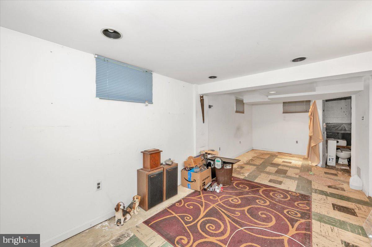 9813 Braddock Road Silver Spring, MD 20903 - Photo 33 of 48