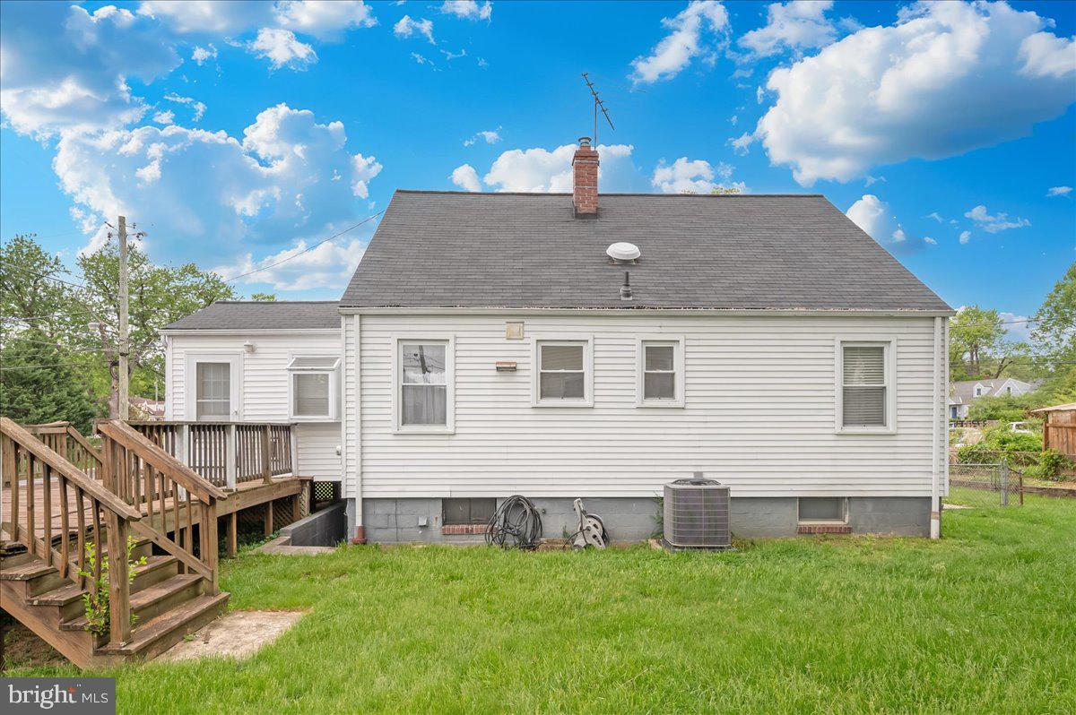 9813 Braddock Road Silver Spring, MD 20903 - Photo 37 of 48
