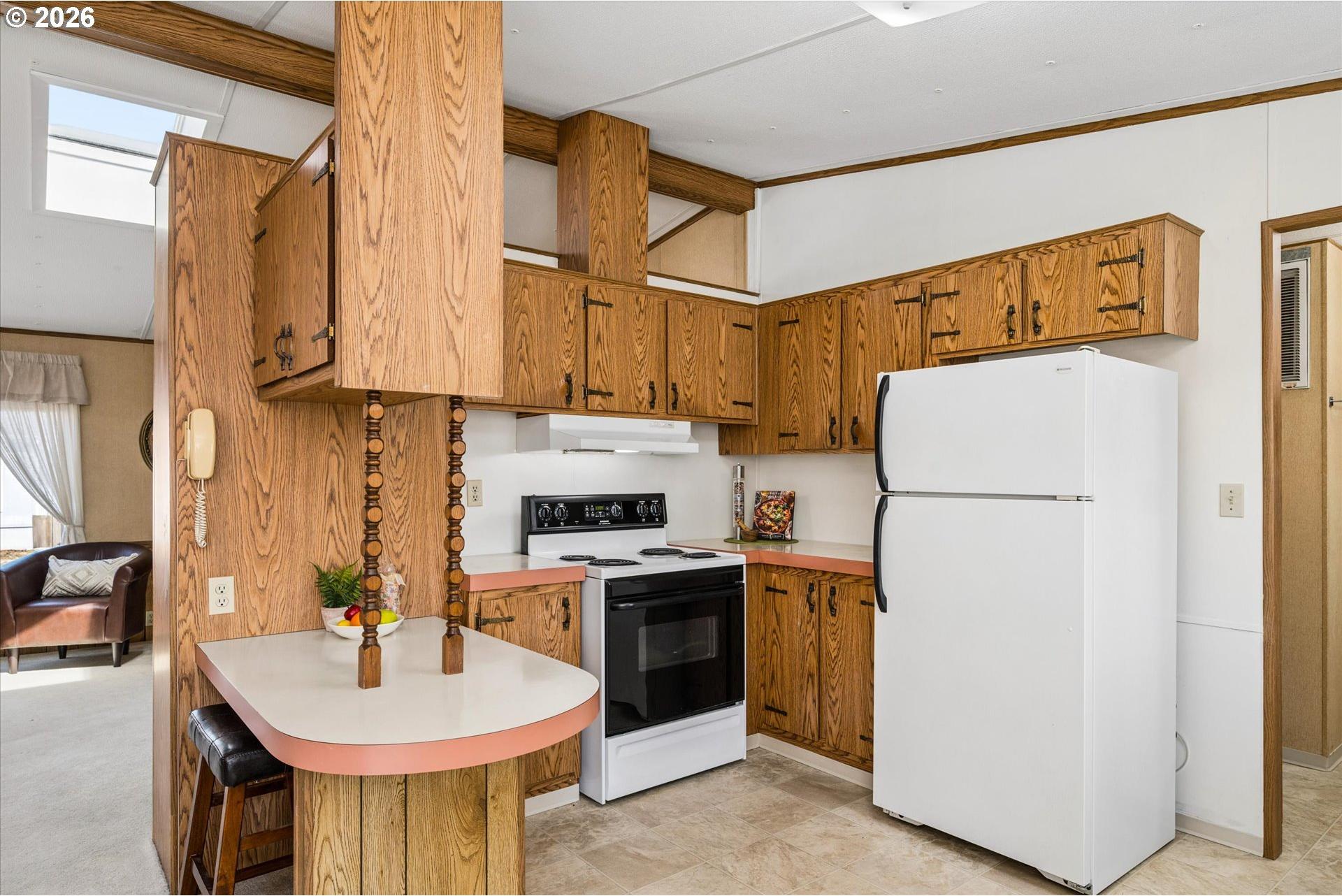 2150 Laura Street, Unit 119 Springfield, OR 97477 - Photo 11 of 37 Kitchen