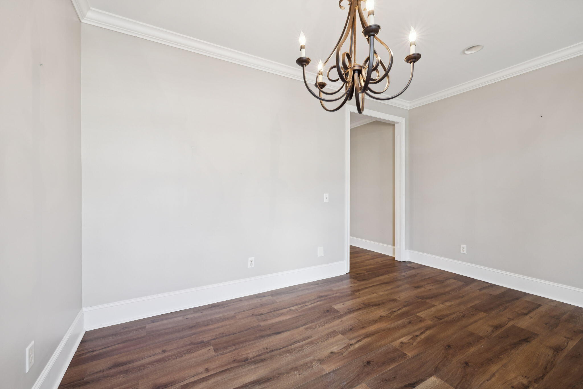 2325 Rivendell Lane Chattanooga, TN 37421 - Photo 7 of 46 5-web-or-mls-2325 Rivendell Ln - 035