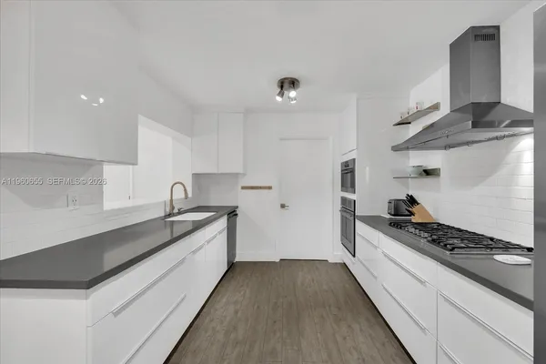 $1,195,000 | 8100 Southwest 92nd Court, Miami, FL 33173