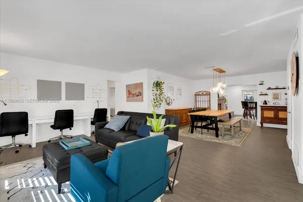 $1,195,000 | 8100 Southwest 92nd Court, Miami, FL 33173