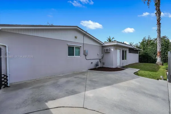 $1,195,000 | 8100 Southwest 92nd Court, Miami, FL 33173