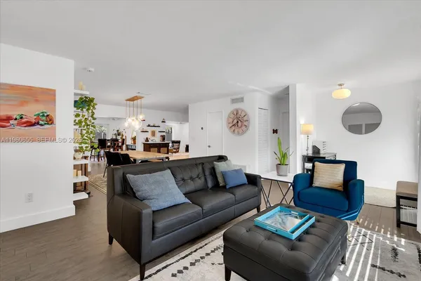 $1,195,000 | 8100 Southwest 92nd Court, Miami, FL 33173