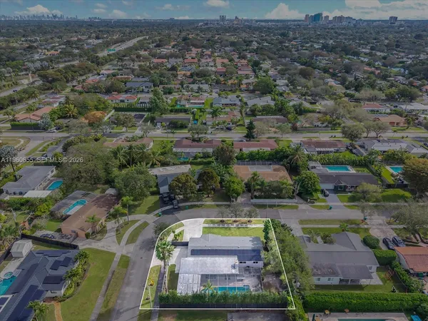 $1,195,000 | 8100 Southwest 92nd Court, Miami, FL 33173