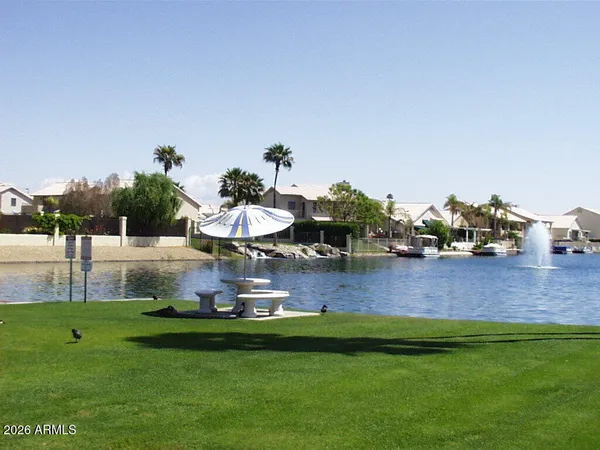 $2,295 | 9054 West Custer Lane, Peoria, AZ 85381